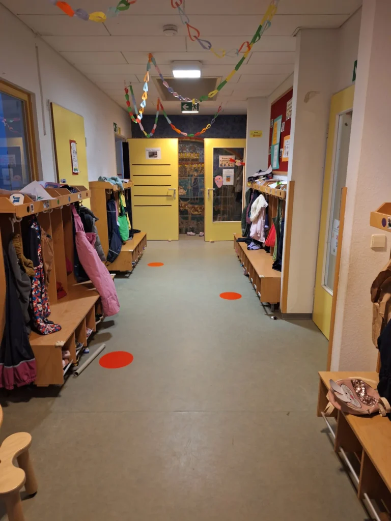 Flur und Garderobe – Ansicht 3