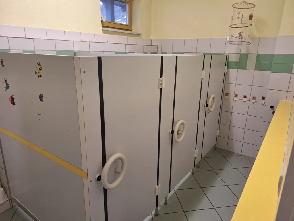 Waschraum – Ansicht 6
